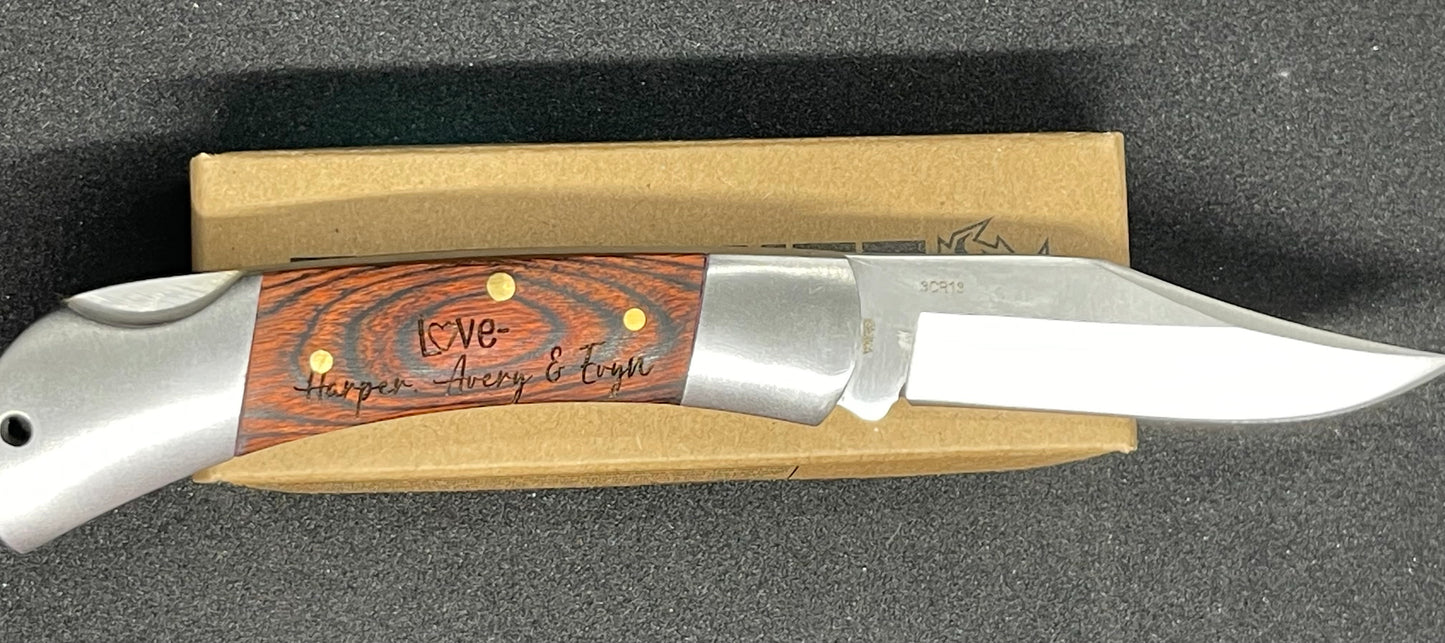 Custom engraved pocket knife