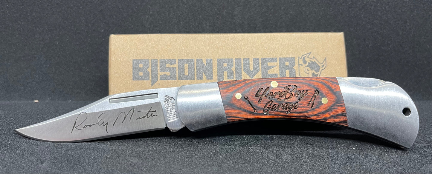 Custom engraved pocket knife