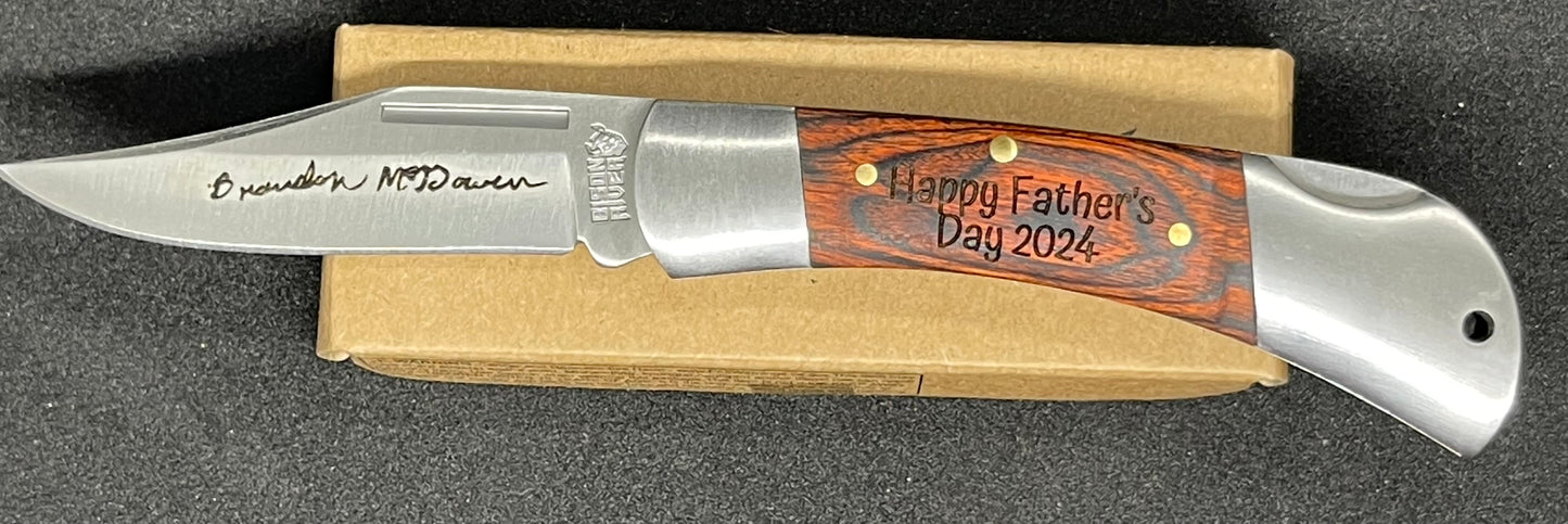 Custom engraved pocket knife