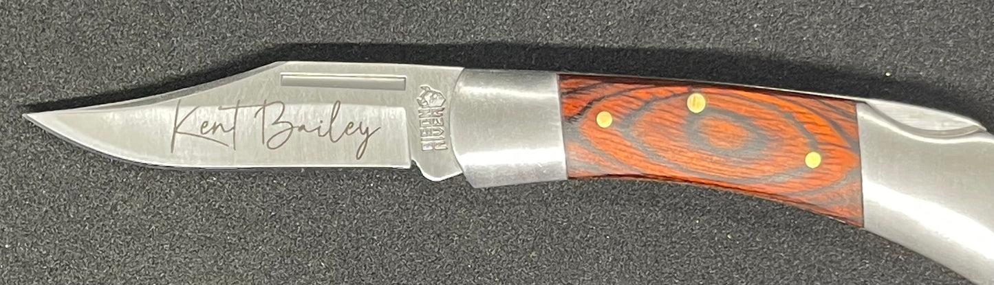 Custom engraved pocket knife